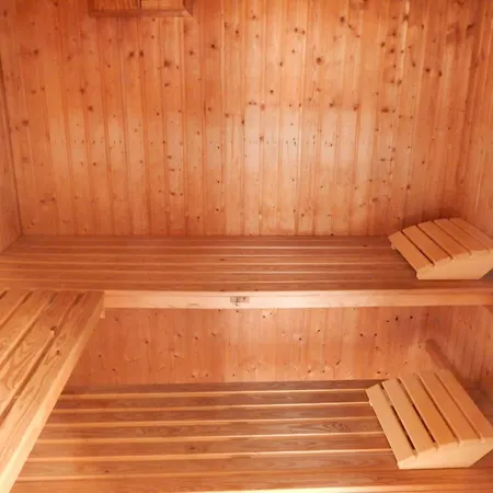 Holiday home Fh-nordseeanker-im-huus-godewind-vorm-viermaster-mit-sauna-und-kamin Dornumersiel