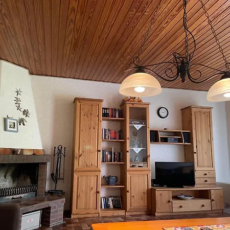 Fh-nordseeanker-im-huus-godewind-vorm-viermaster-mit-sauna-und-kamin Dornumersiel
